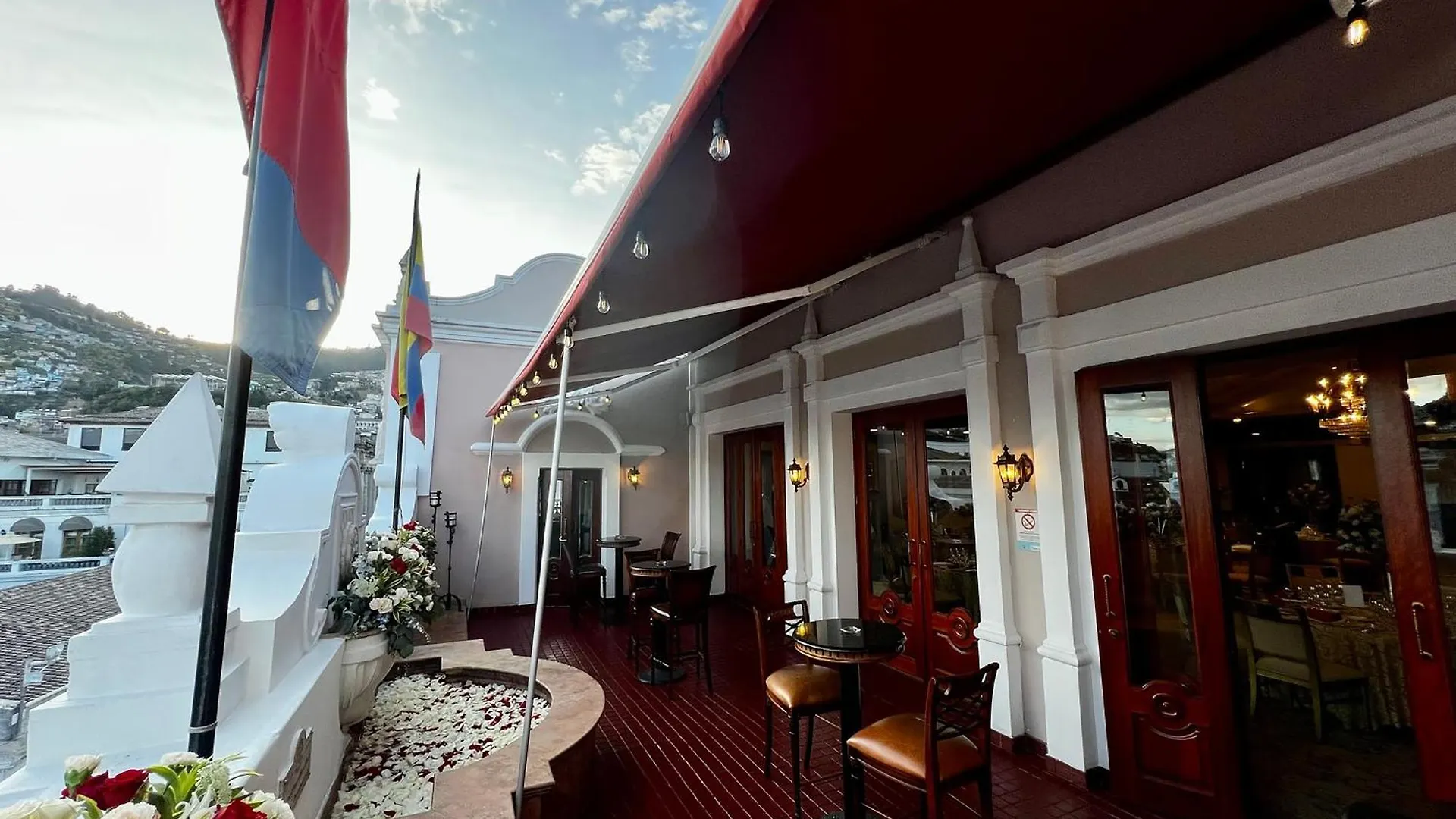 Plaza Grande Hotel Quito 5*,